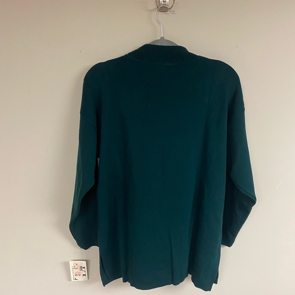 Vintage Green Semi TurtleNeck Sweater - Picture 4 of 5